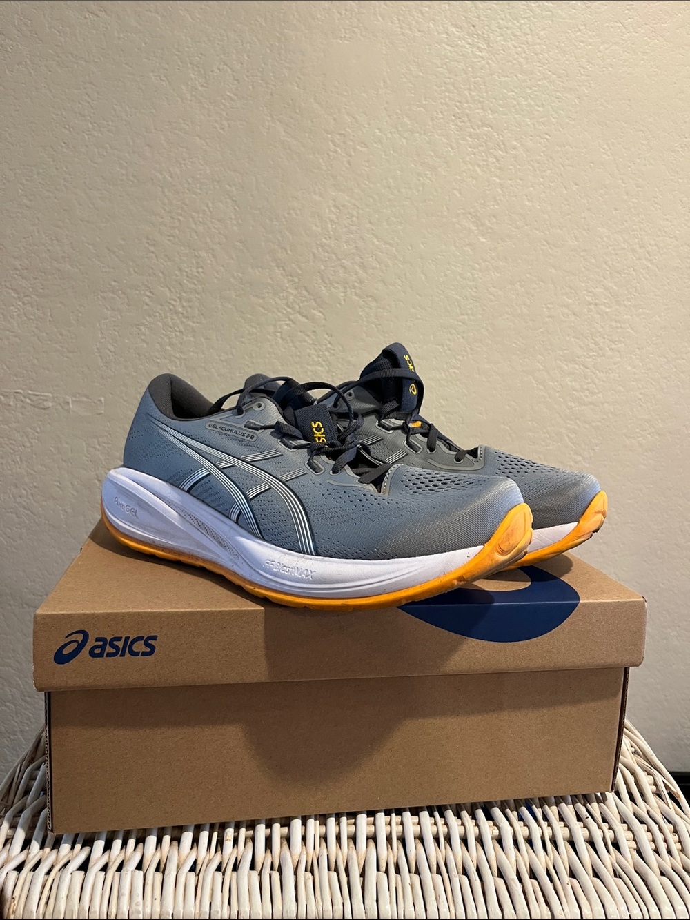 ASICS Men's Gray Athletic Running Shoes with Orange Outsole (Gel-Cumulus 28)